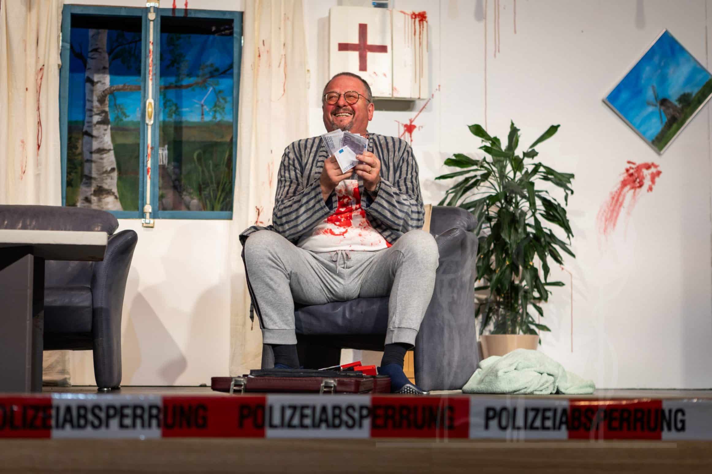 Sein-letzter-Vorhang-365